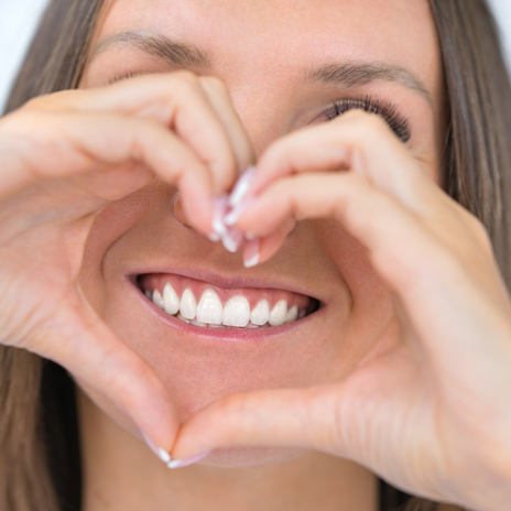 ¿Invisalign o Brackets?