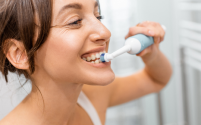 Cuida tu cepillo dental tan bien como tus dientes